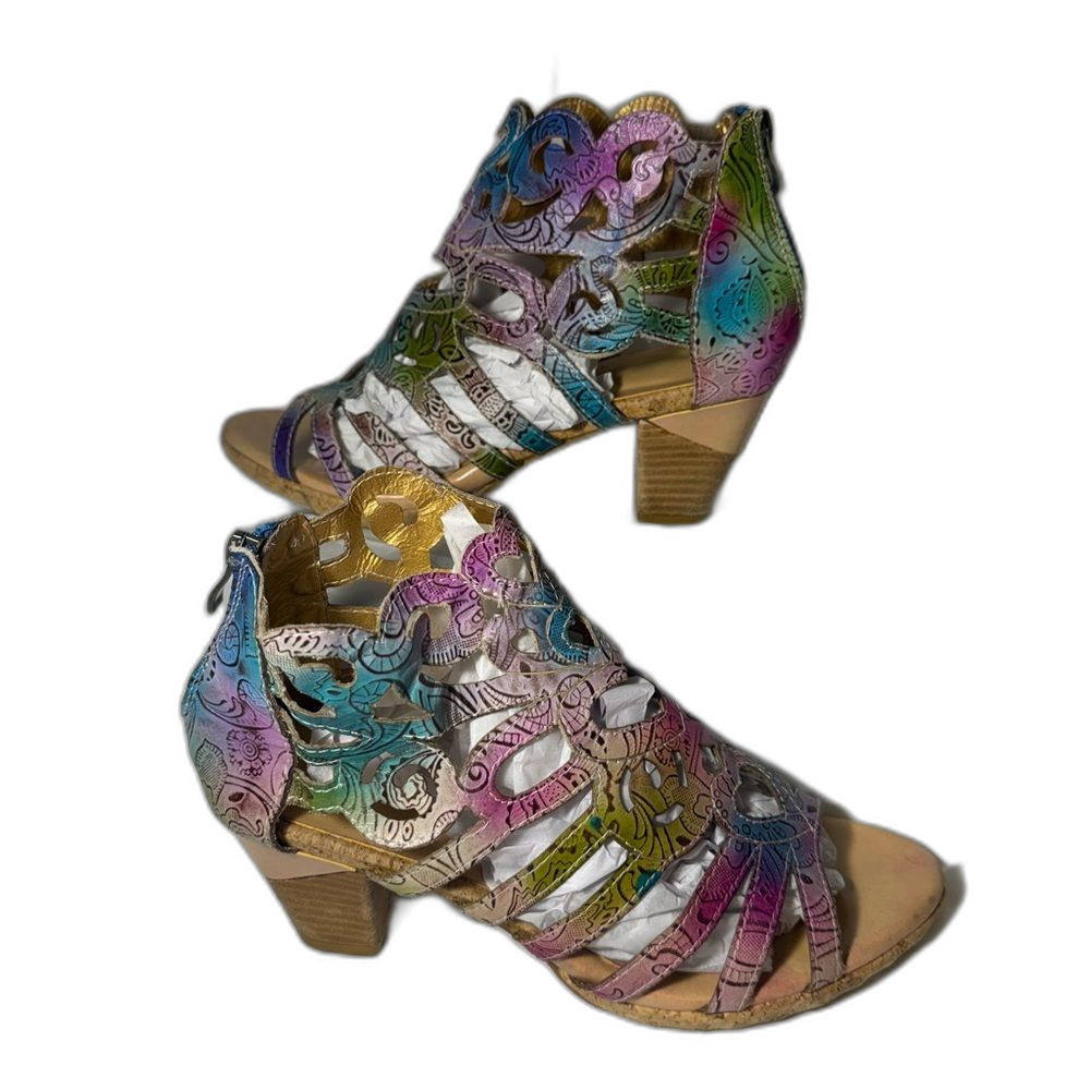 Colorful Women's Cutout Heeled Sandals - Picture 3 of 9